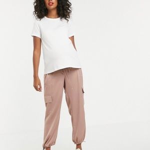 Maternity utility pants